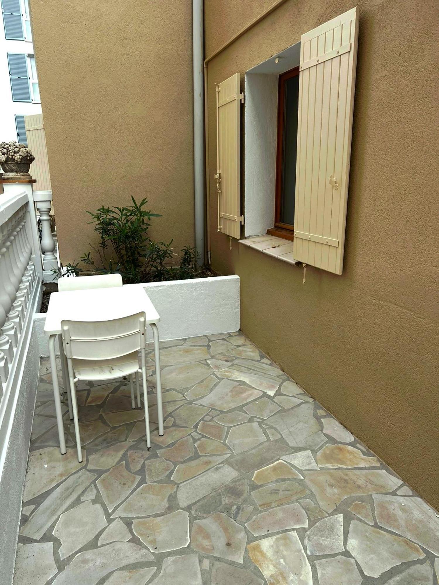 Residence Enzo Paradise La Seyne-sur-Mer Exterior photo